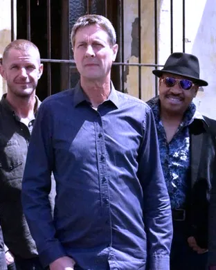 Acoustic Alchemy