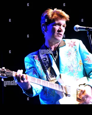 Chris Isaak