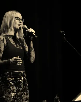 Ingrid Michaelson Mesa