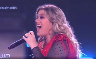 Kelly Clarkson